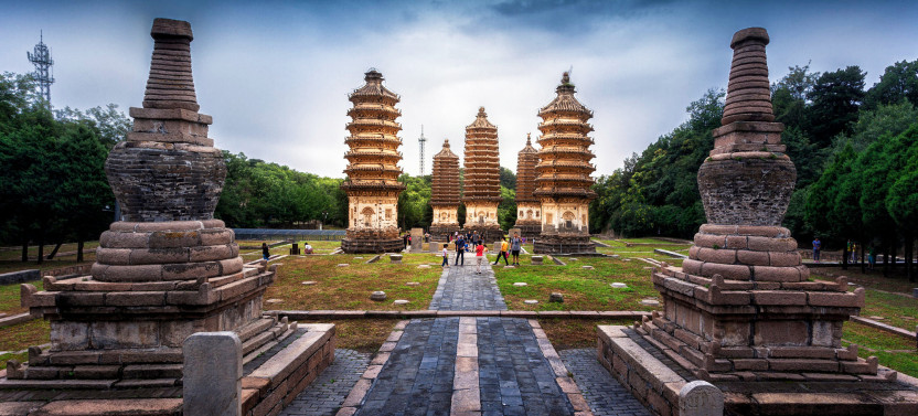Private Day Tour to Yinshan Pagoda Forest & Ming Tombs from Beijing