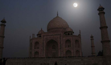 A picture of 2-Day Agra Overnight Tour