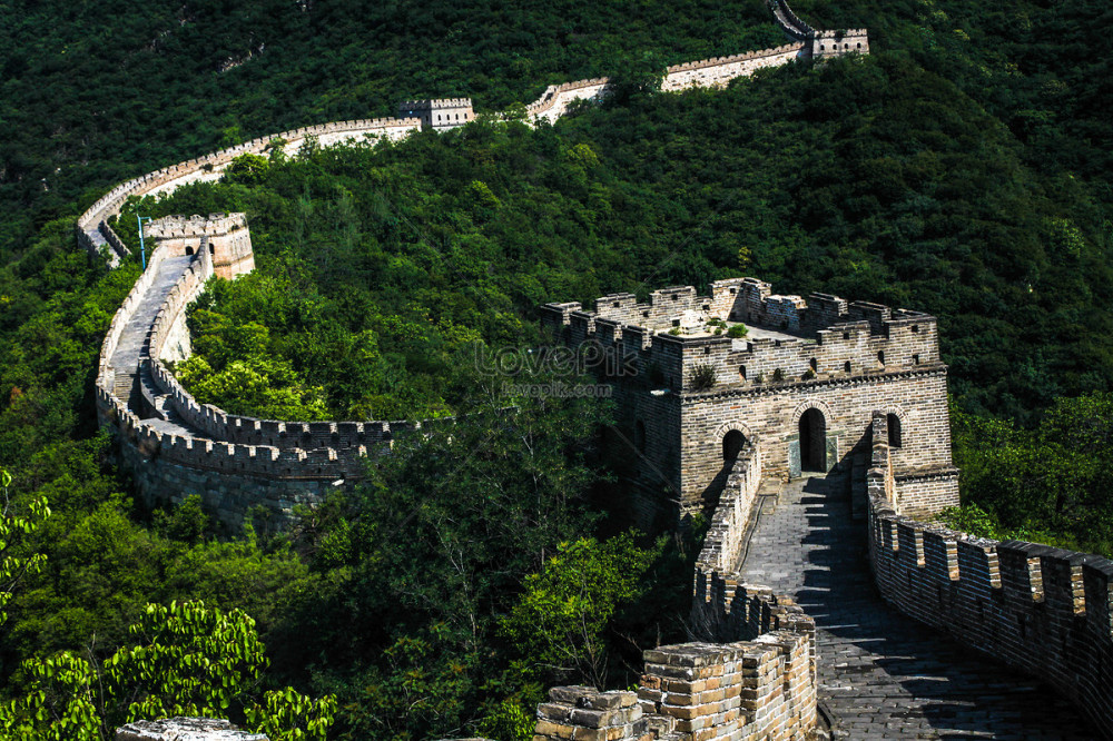 Chunhuiyuan Outdoor Hot Spring Experience and Mutianyu Great Wall