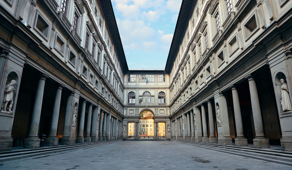 Uffizi Discovery and Walking Tour