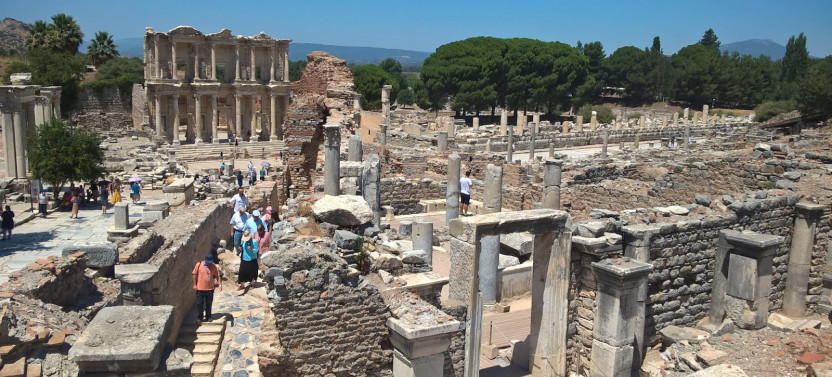 Kusadasi: Ephesus & Turkish Bath Tour