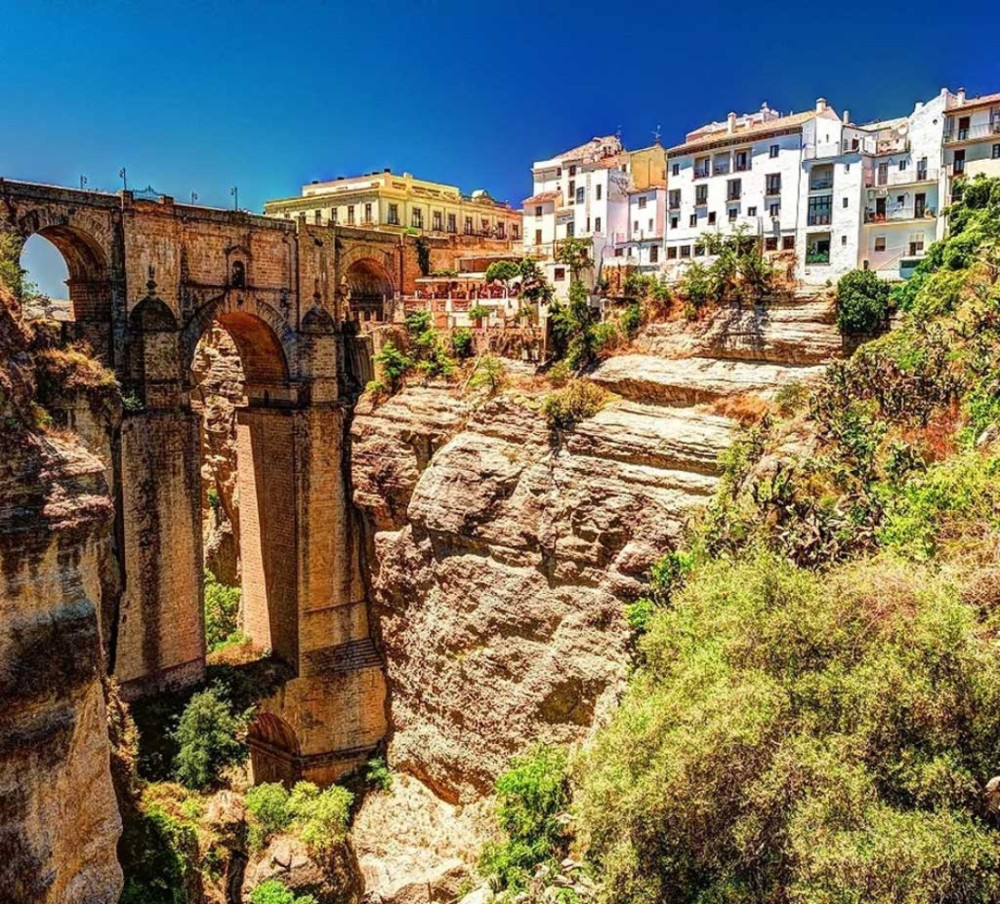 Malaga : Ronda and the Bullring Private Tour