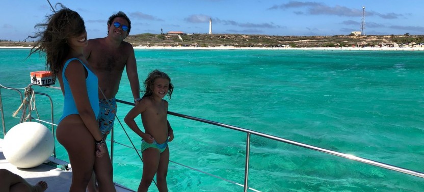 Catamaran VIP Afternoon Delight: Lunch & Snorkeling
