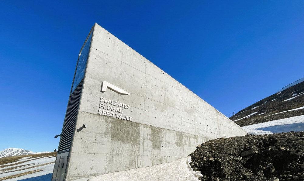 Blomsterdalen - Hike and Global Seed Vault