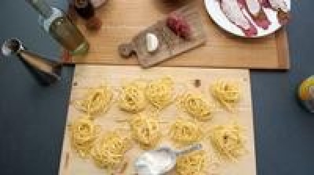 Market & Private Cooking Class at Cesarina's Home in Rome