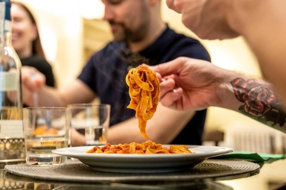 Lunch or Dinner & Cooking Demo at a Local Home in Spoleto