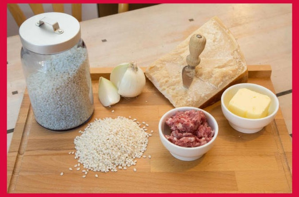 Local Market & Private Cooking Class at Cesarina's Home in Milan