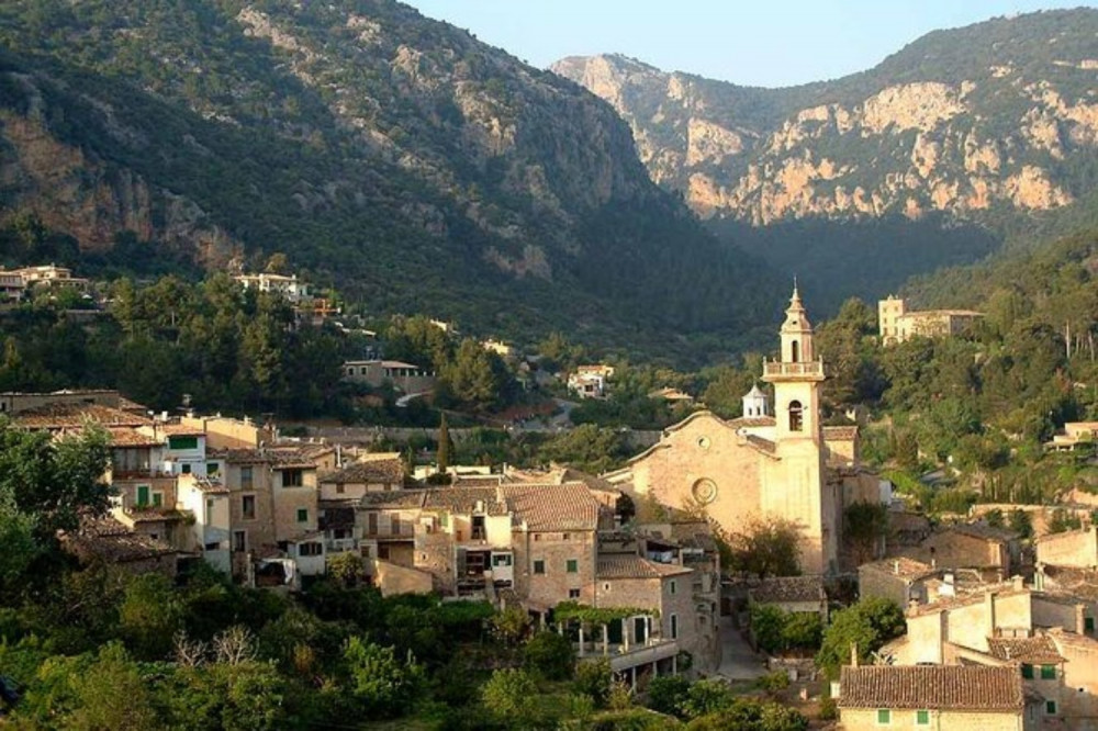 Shore Excursion: Private Tour of Valldemossa, Soller and Serra de Tramuntan