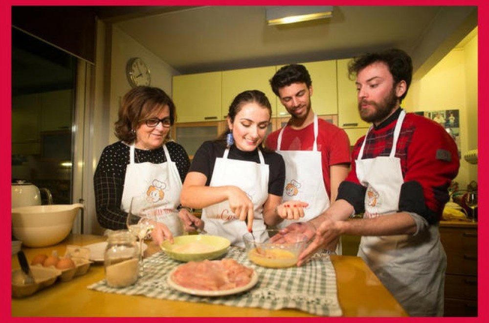 Private Cooking Class at Cesarina's Home + Tasting in Venice