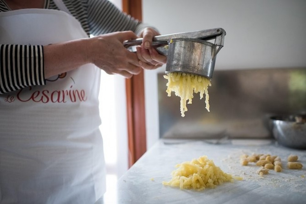 Half Day Private Cesarina Cooking Class with Tasting in Turin