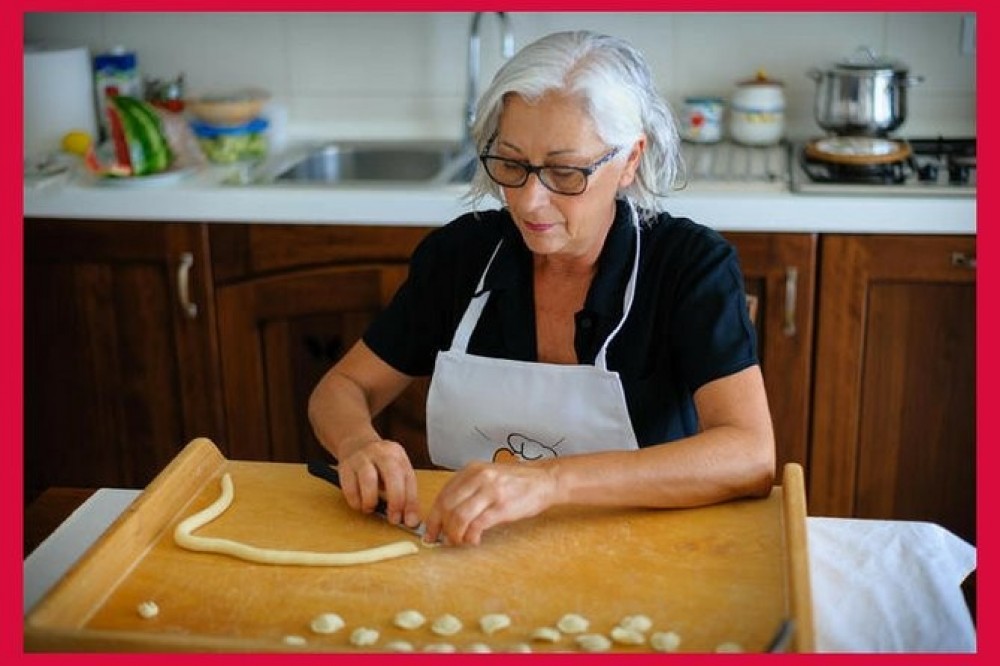 Private Cooking Class at Cesarina's Home + Tasting in Ostuni