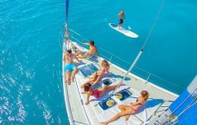 Private Luxury Sailing Cruise in Los Cabos with Lunch & Bar