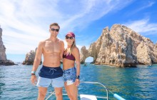Private Luxury Sailing Cruise in Los Cabos with Lunch & Bar