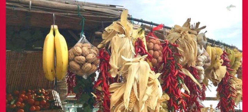 Local Market & Cooking Class at a Cesarina's Home in Sorrento