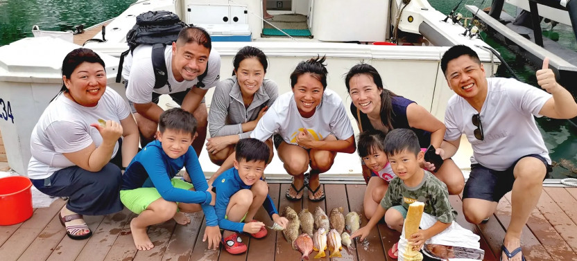 4-hr Private Fishing Trip on a Well-Equipped 34ft Yacht