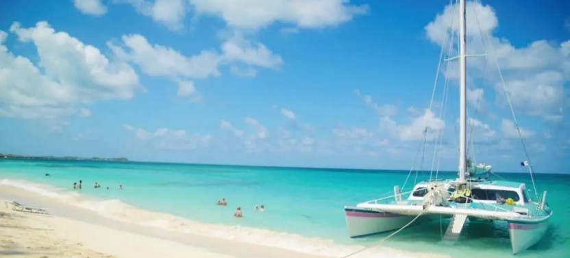 Full Day Charter on your Catamaran