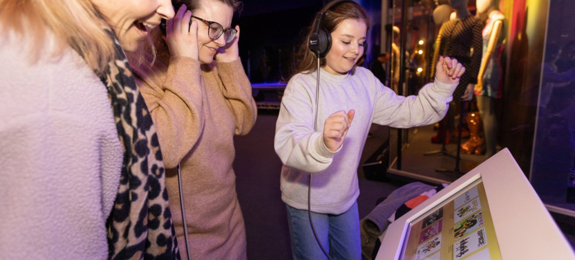 Liverpool: British Music Experience Ticket & Waterfront Audio Tour