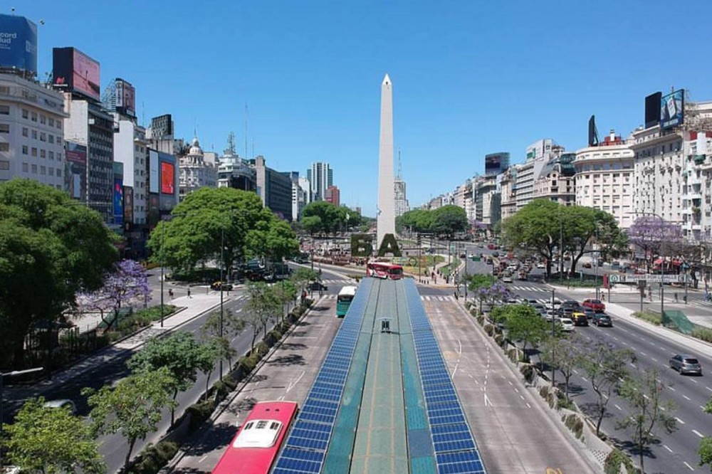 Colon Theater & Walking Tour