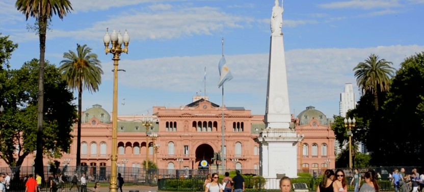 Colon Theater & Walking Tour