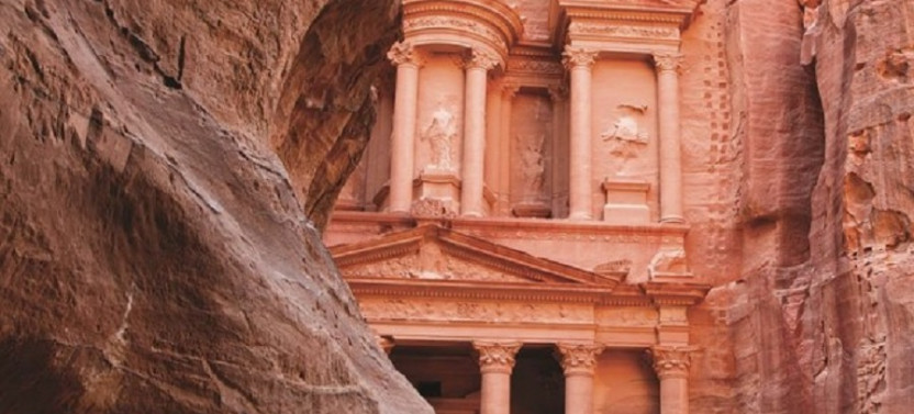 5 Days of Jordan's Timeless Wonders