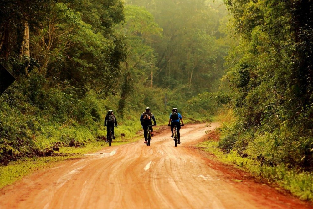 Iguazú: Yaguareté Road Bike Tour