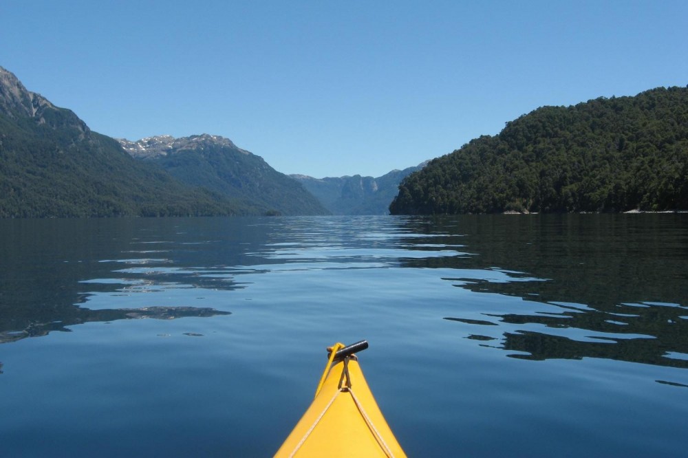 Full-Day Kayak & Trekking on Mascardi Lake