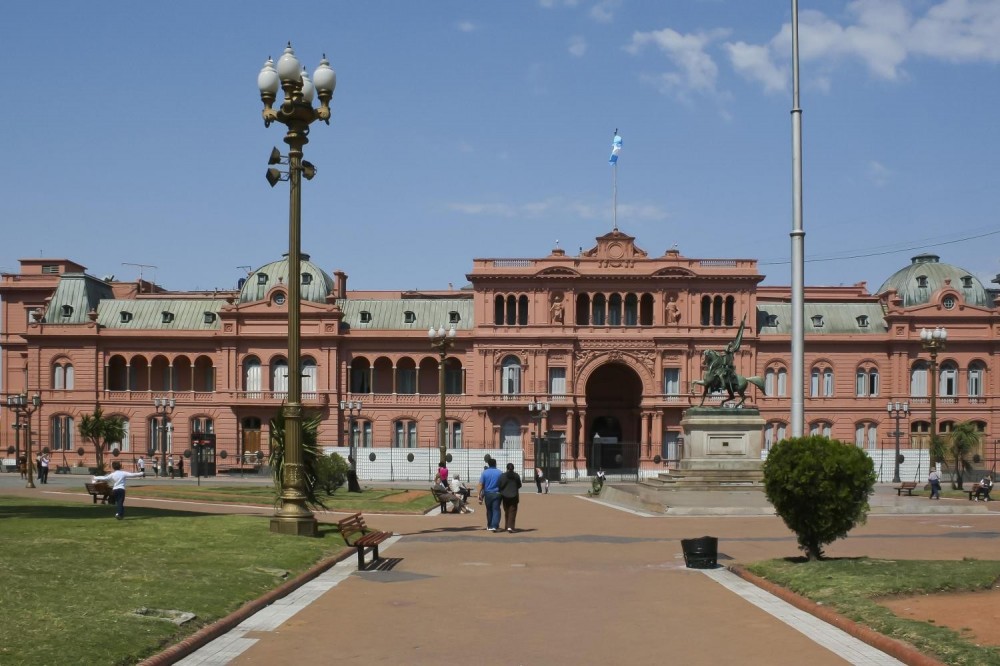 Promo Buenos Aires: City Tour & Dinner/Tango Show in La Ventana