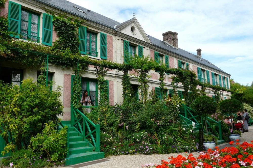 Half Day Audio Guided Tour of Giverny Monet's Garden from Paris