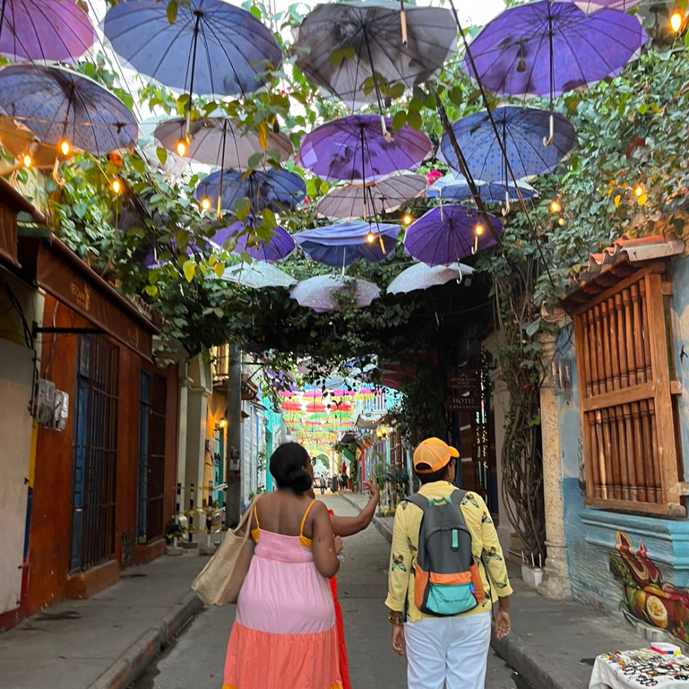 Private Walking Tour in Cartagena: Walled City & Getsemaní