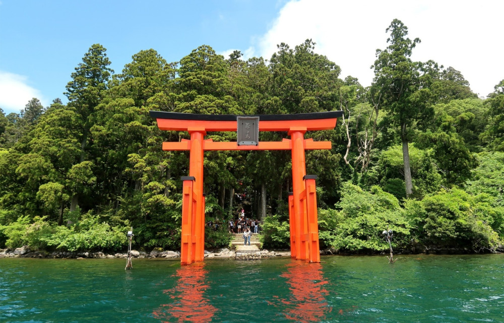 Mt. Fuji, Owakudani, and Hakone One-Day Tour