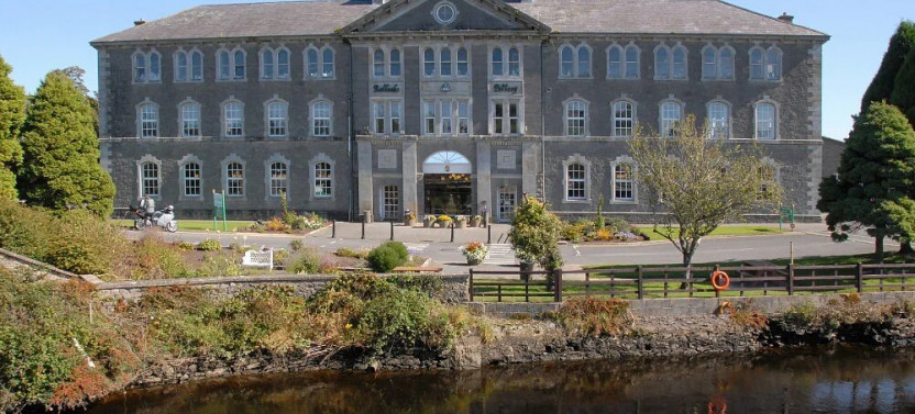 Fermanagh Tour Including Belleek Pottery Visit
