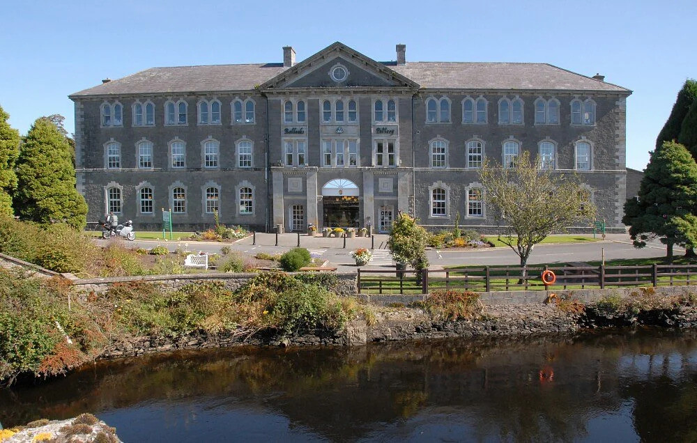 Fermanagh Tour Including Belleek Pottery Visit