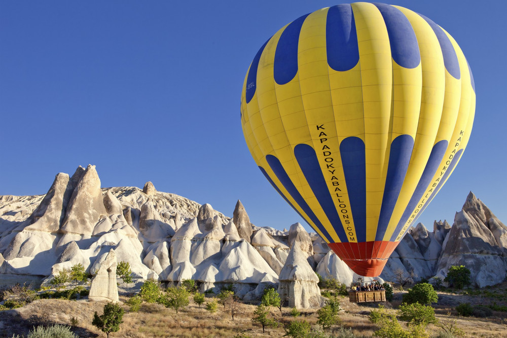 From Istanbul: Cappadocia Day Trip With Flights & Lunch