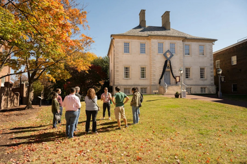 Old Town Alexandria In A Day With Round Trip Ferry Cruise