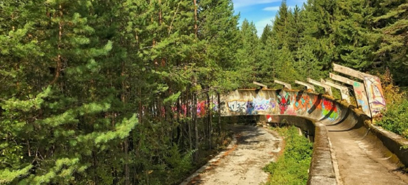 From Sarajevo: Olympic Mountains and Spring of River Bosna Tour