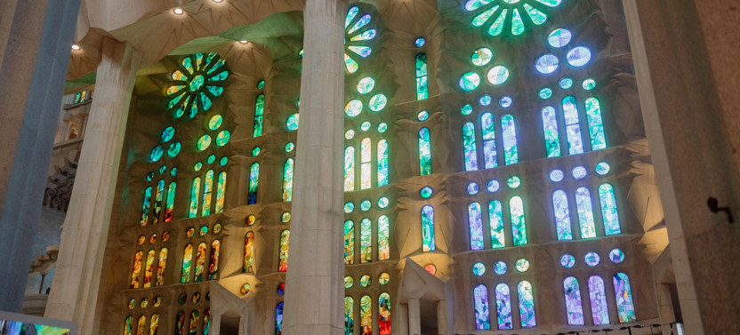 Barcelona 1-Day Tour with Skip-the-Line Tickets & Transfers