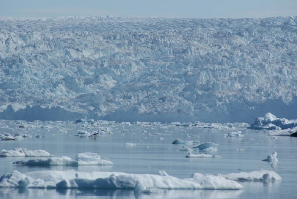 Amazing Days in Ilulissat 5 day Tour