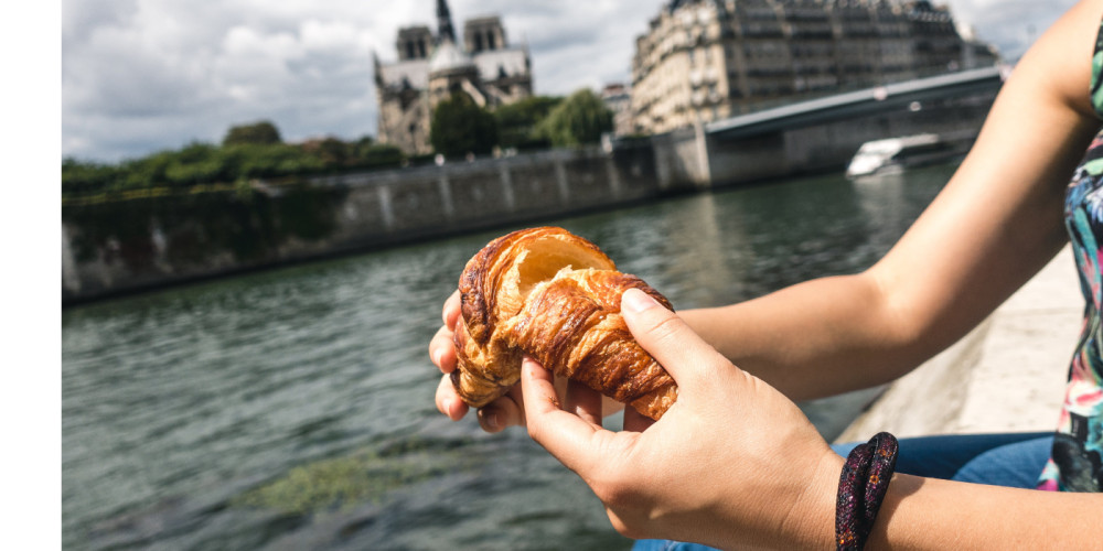 Exclusive Food Tasting Tour with Expert Guide in Le Marais Neighbourhood