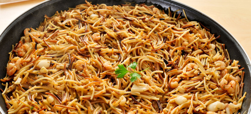 Private Traditional Food & Wine Day Trip from Barcelona