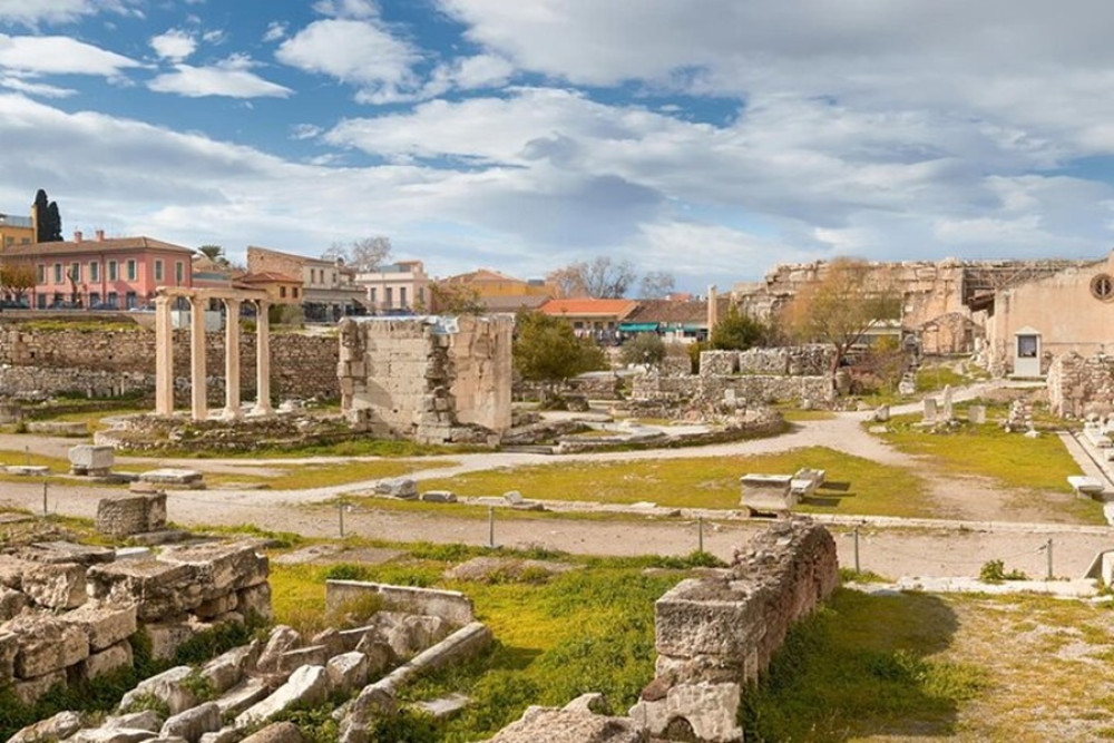 Half day Tour to Acropolis, Historical Sites and Downtown by sedan