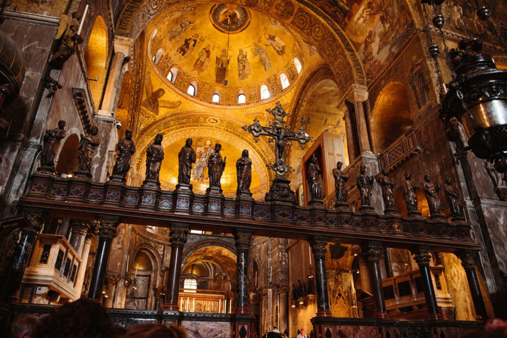 Private Legendary Venice: St. Mark's Basilica & Doge's Palace Tour