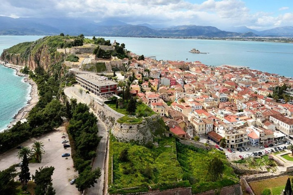 Exporing Argolis: Full-Day Tour in Mycenae & Nafplio by minivan