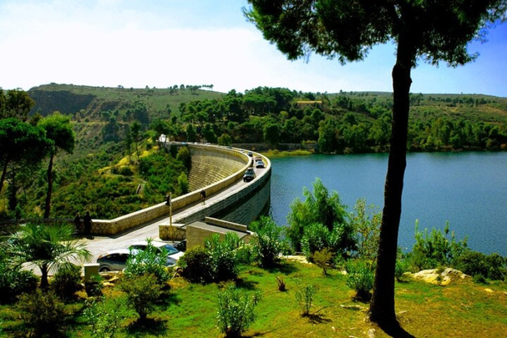 Explore the Tomb and Marathon Lake by Minibus