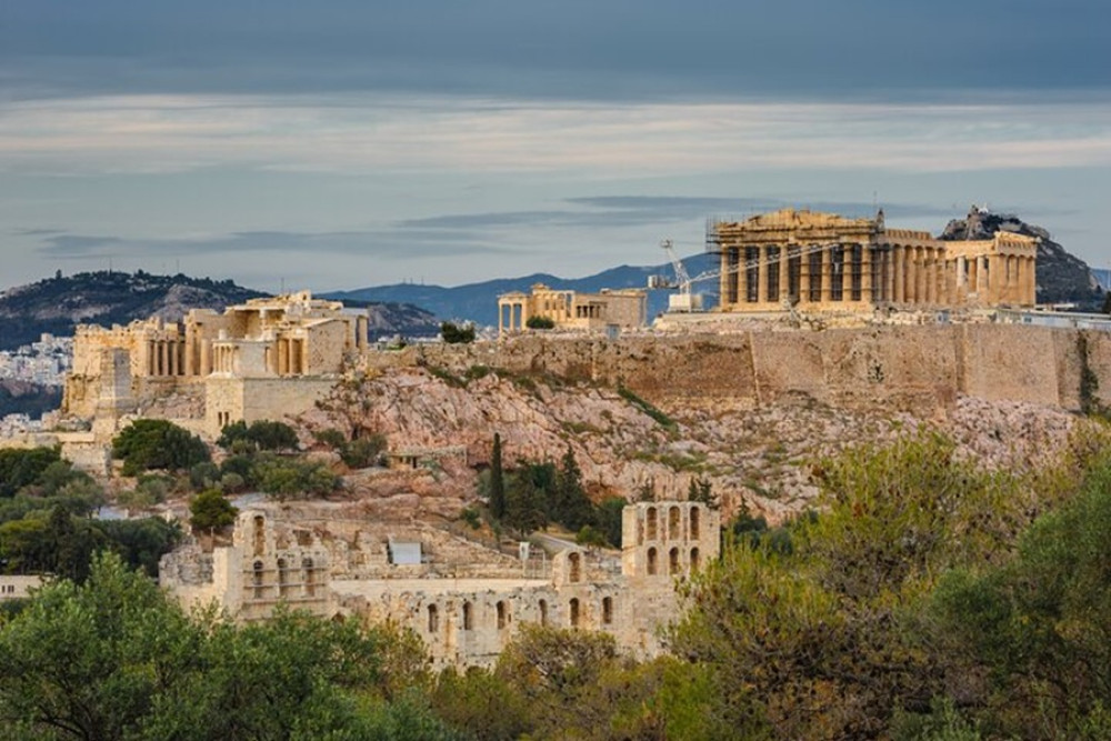 Embark/Disembark Tour In Athens With Transfers from hotel by minibus