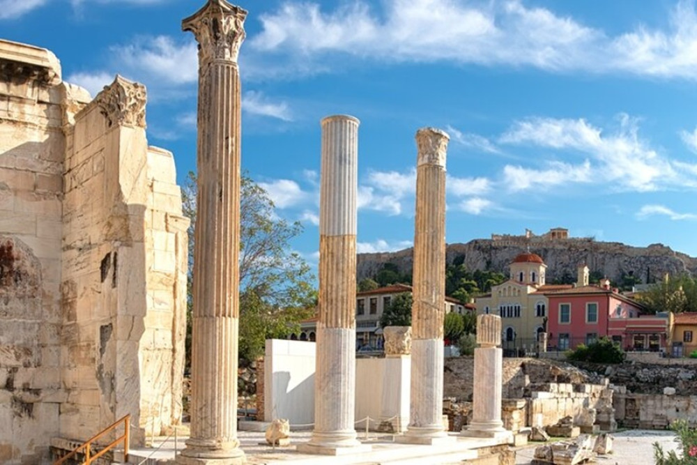 Embark/Disembark Tour In Athens With Transfers from port by minivan
