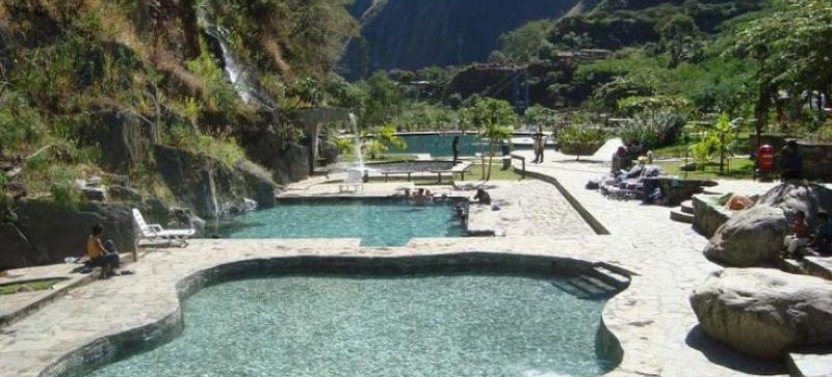 3 Day Inca Jungle Trek to Machu Picchu with Biking, Rafting, and Zipline