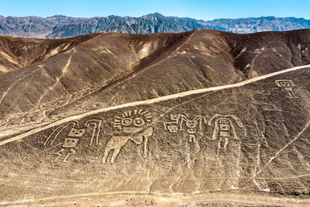 Lima Project 2 Day Tour Paracas, Ica, Huacachina Oasis with Flight Over the Nazca ...