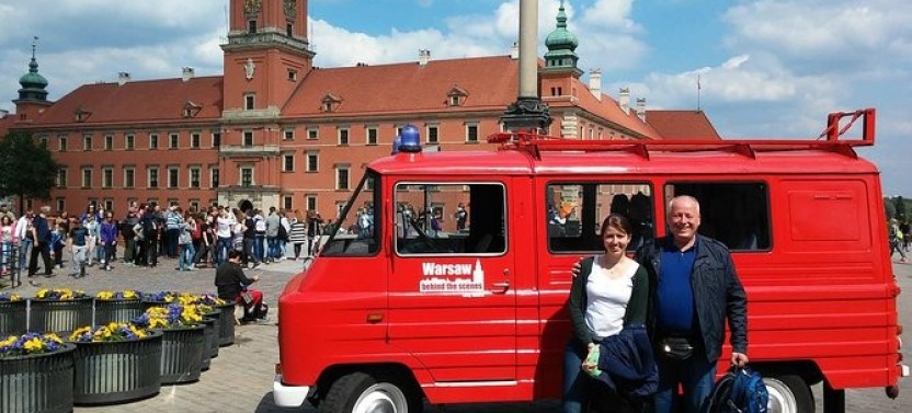 Must-do sites in Warsaw: retro car private tour with hotel pickup