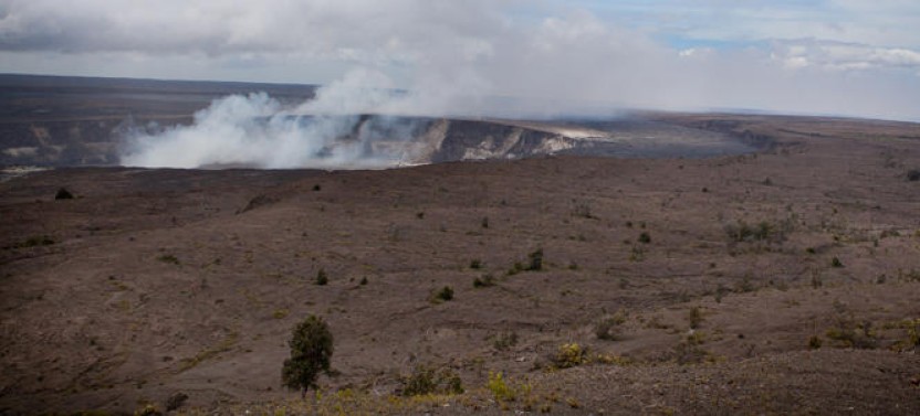 Cruise Excursion - Volcanoes National Park & Rainbow Falls
