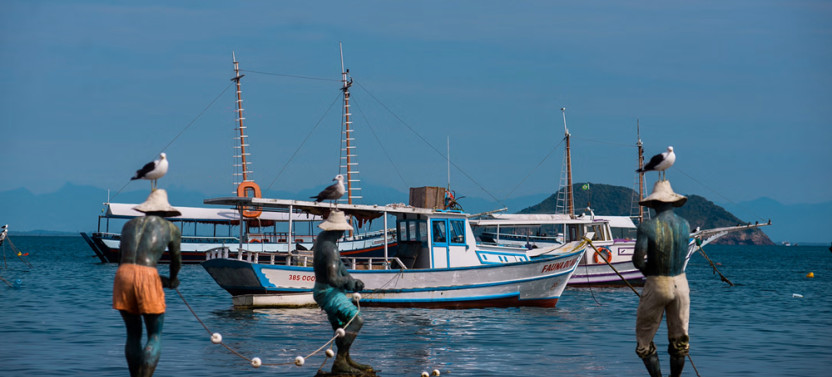 Full Day in Búzios with a Boat Trip, Lunch and Free Time